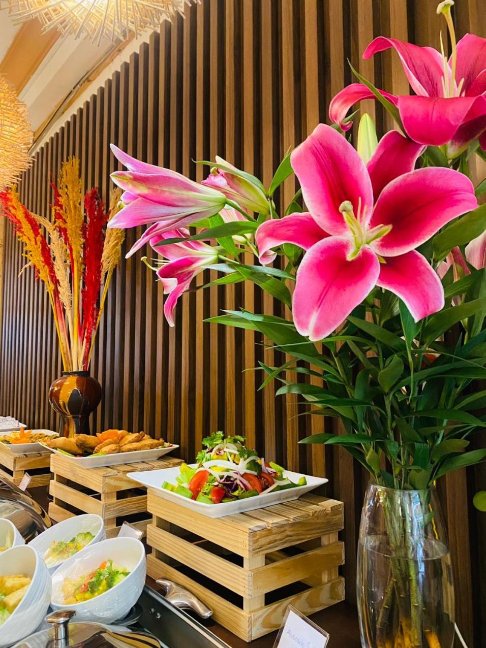 Na Nue Hotel Thành Pho Ho Chí Minh Esterno foto