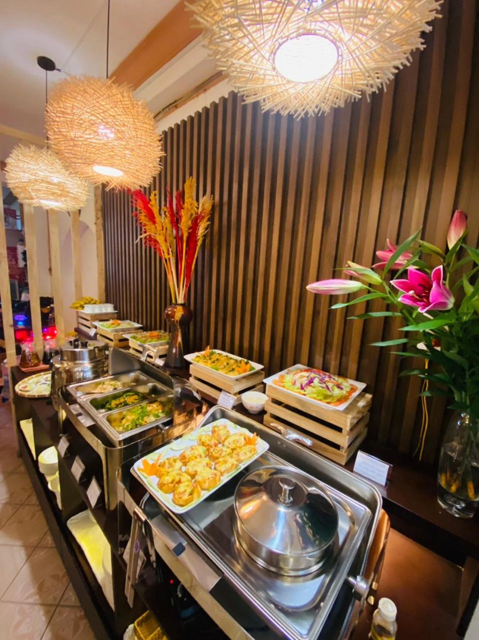 Na Nue Hotel Thành Pho Ho Chí Minh Esterno foto